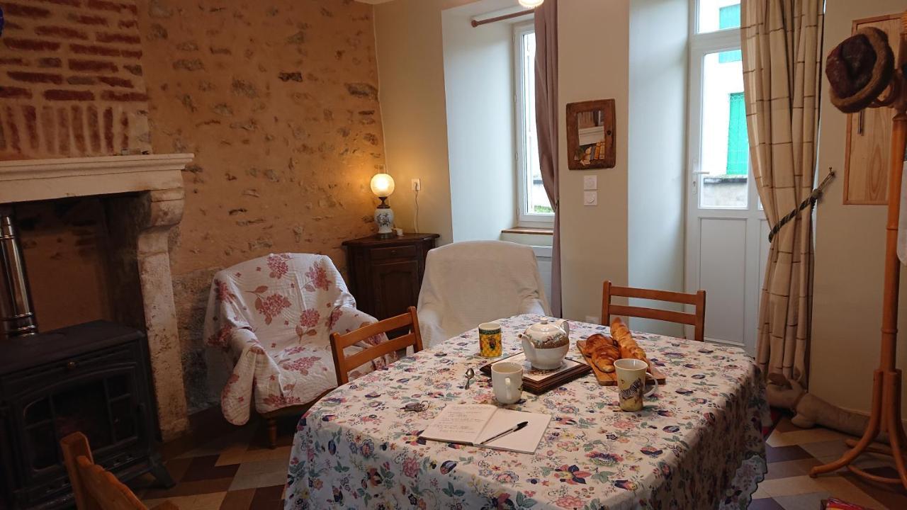 Le Gite Du Herisson, Gite De Charme Et De Confort Le Menoux Buitenkant foto